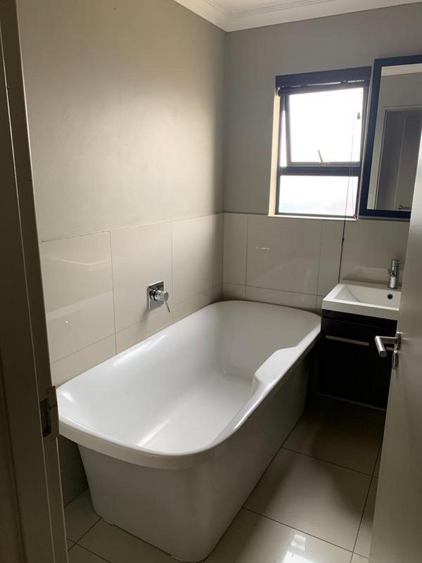 2 Bedroom Property for Sale in Bedfordview Gauteng
