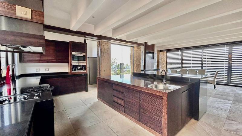 4 Bedroom Property for Sale in Bedfordview Gauteng