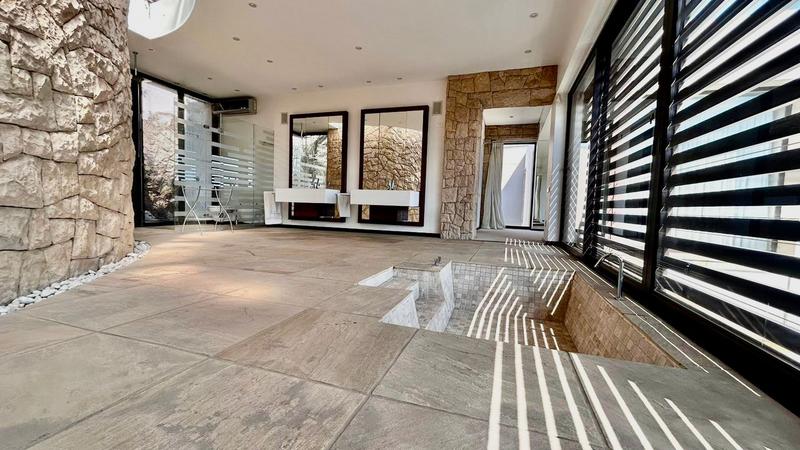 4 Bedroom Property for Sale in Bedfordview Gauteng