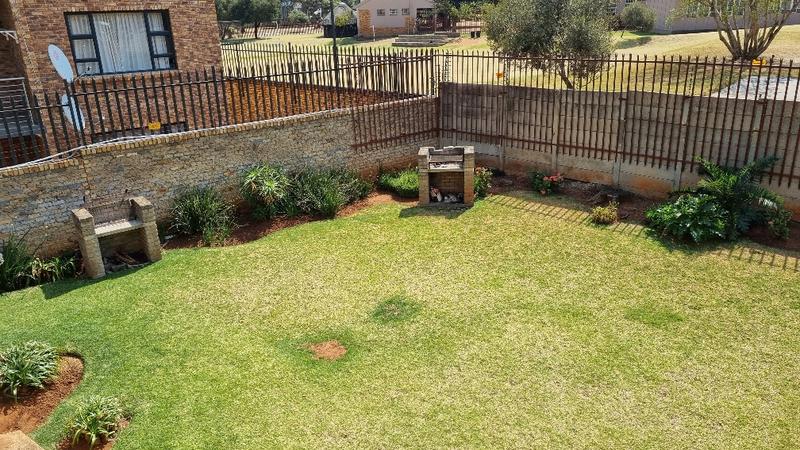 2 Bedroom Property for Sale in Witfield Gauteng