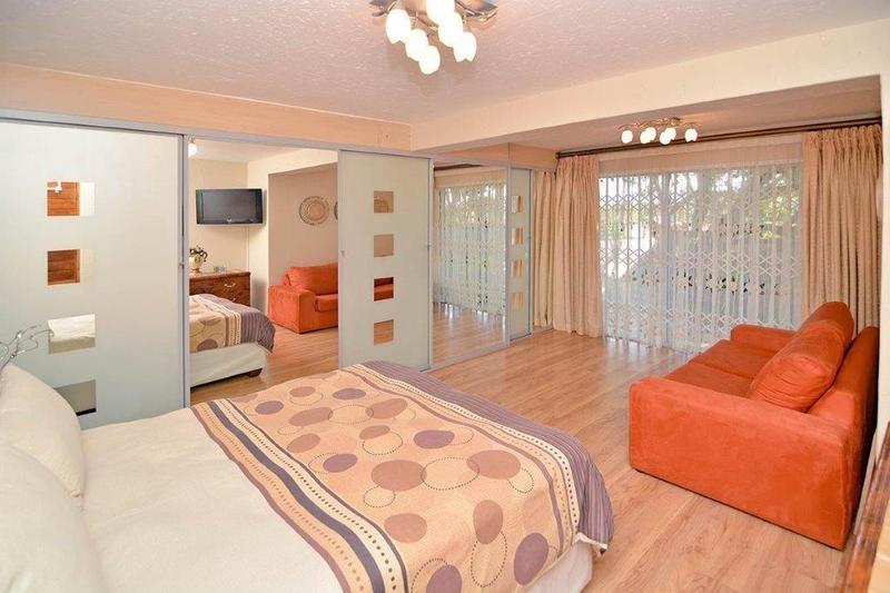 4 Bedroom Property for Sale in Dowerglen Ext 5 Gauteng