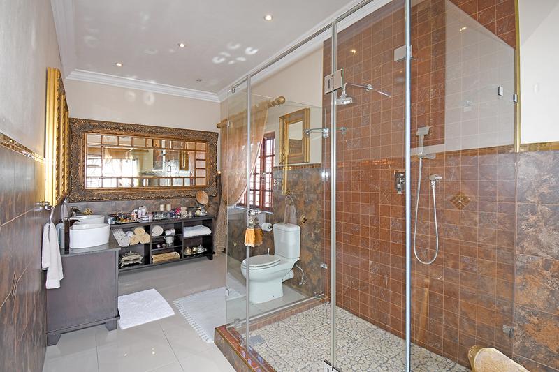 6 Bedroom Property for Sale in Lambton Gauteng
