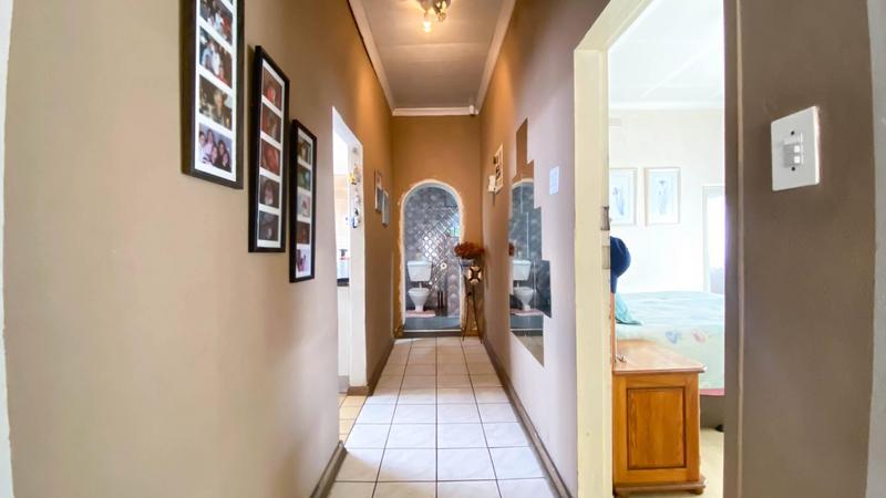 3 Bedroom Property for Sale in Bezuidenhout Valley Gauteng