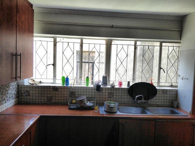 8 Bedroom Property for Sale in Bezuidenhout Valley Gauteng