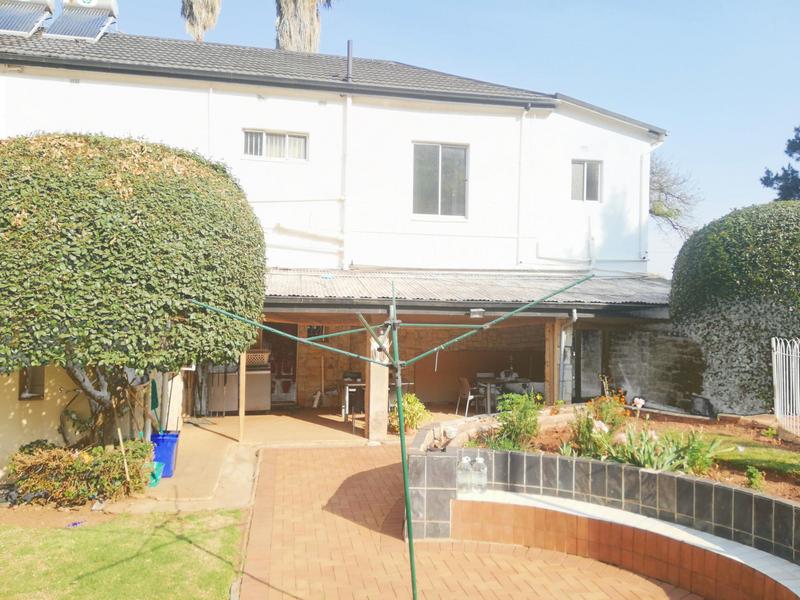 10 Bedroom Property for Sale in Bezuidenhout Valley Gauteng