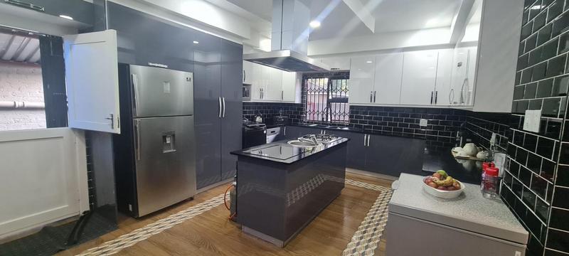 4 Bedroom Property for Sale in Sandringham Gauteng