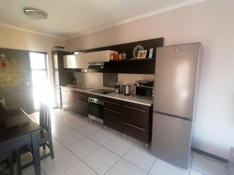 2 Bedroom Property for Sale in Greenstone Hill Gauteng