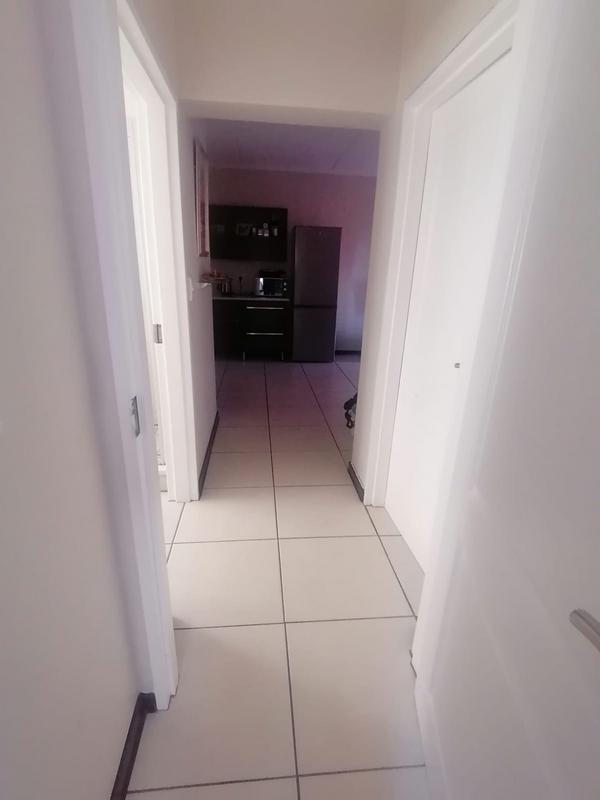 2 Bedroom Property for Sale in Greenstone Hill Gauteng