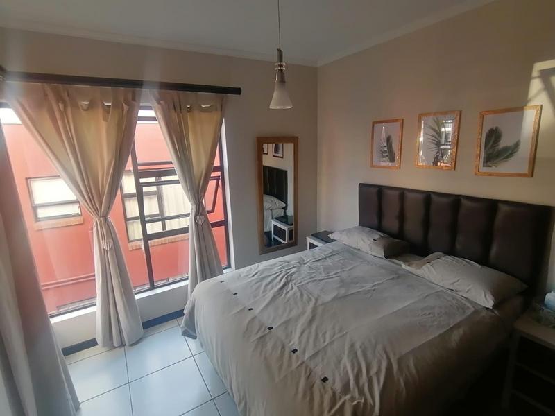 2 Bedroom Property for Sale in Greenstone Hill Gauteng