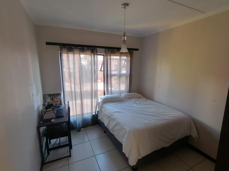 2 Bedroom Property for Sale in Greenstone Hill Gauteng