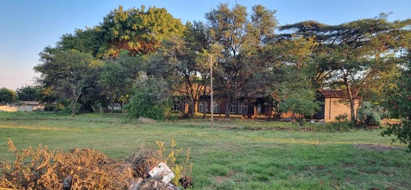 4 Bedroom Property for Sale in Monavoni Gauteng