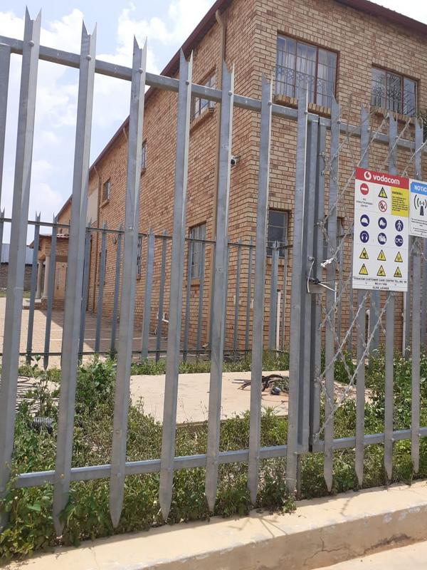 Commercial Property for Sale in Olievenhoutbosch Gauteng