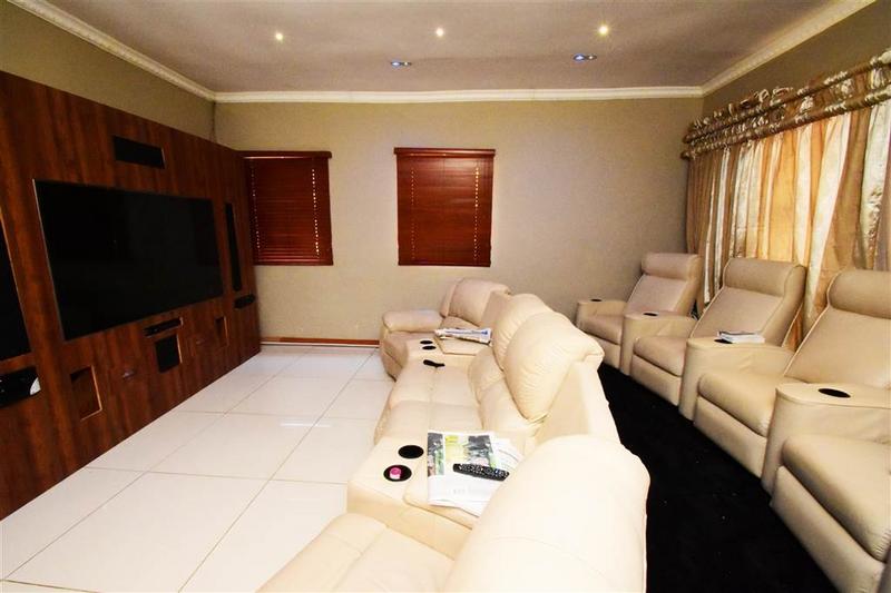 6 Bedroom Property for Sale in Summerset Gauteng