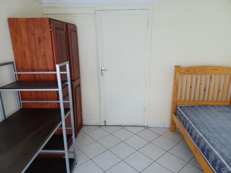 To Let 5 Bedroom Property for Rent in Clydesdale Gauteng