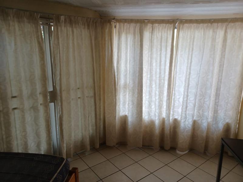 To Let 5 Bedroom Property for Rent in Clydesdale Gauteng