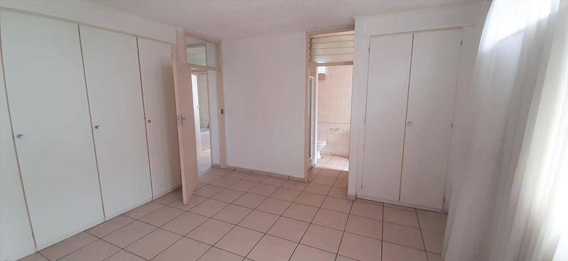 3 Bedroom Property for Sale in Kilner Park Gauteng