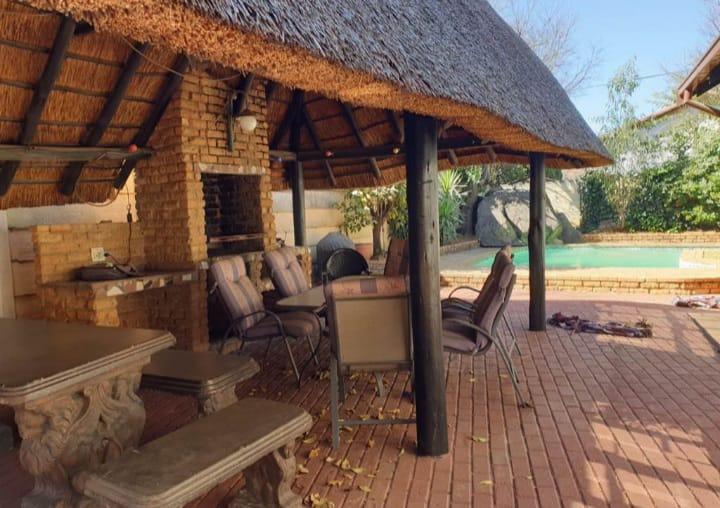 7 Bedroom Property for Sale in Goedeburg Gauteng