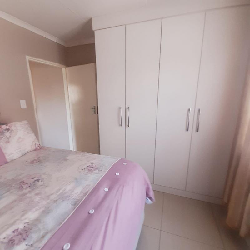 3 Bedroom Property for Sale in Klippoortjie Gauteng