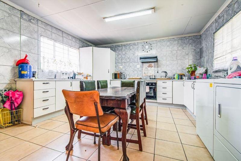 4 Bedroom Property for Sale in Plantation Gauteng