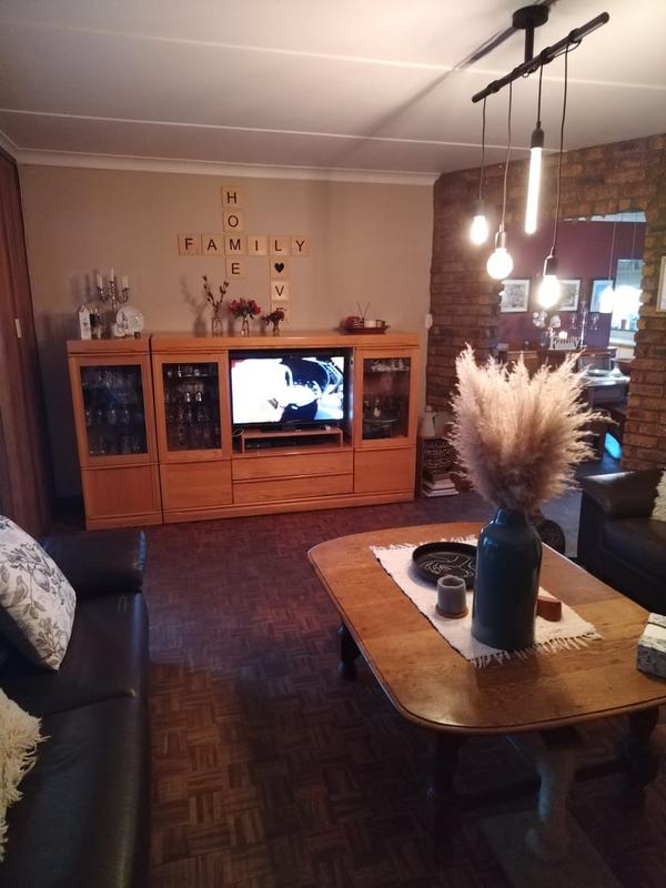 3 Bedroom Property for Sale in Allen Grove Gauteng