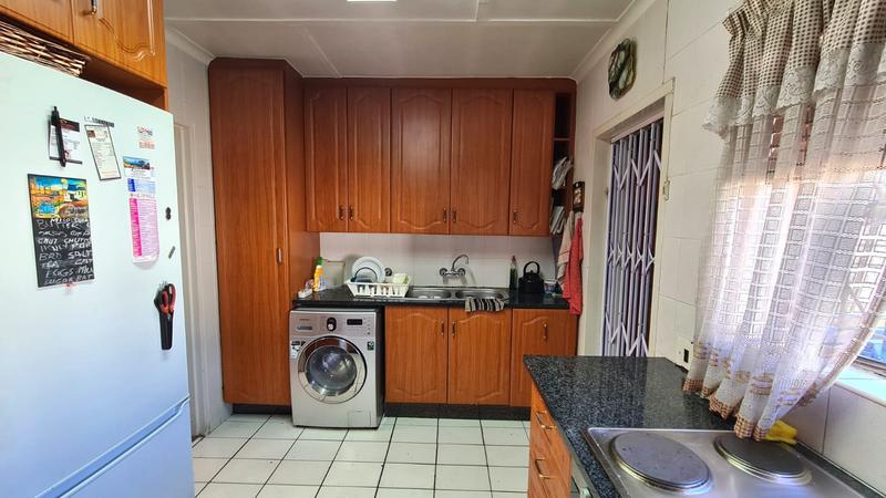 3 Bedroom Property for Sale in Bonaero Park Gauteng