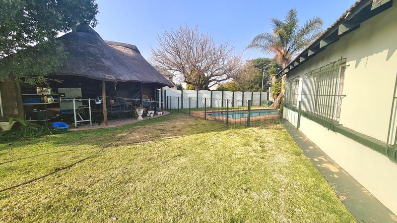 3 Bedroom Property for Sale in Bonaero Park Gauteng