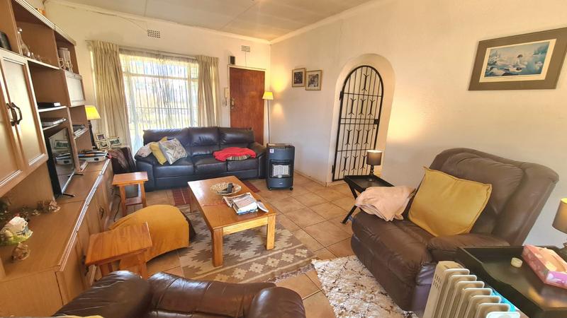 3 Bedroom Property for Sale in Bonaero Park Gauteng