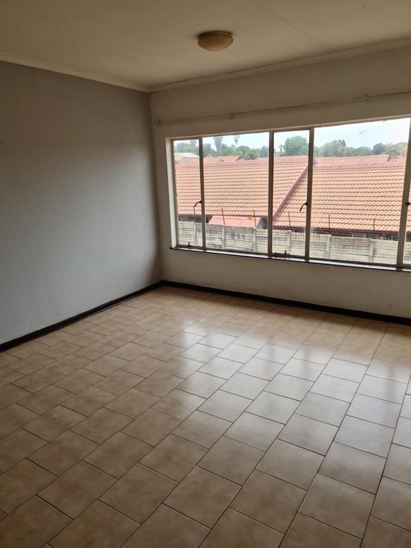 2 Bedroom Property for Sale in Edleen Gauteng