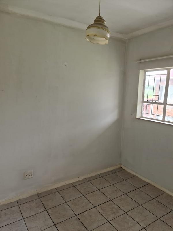 2 Bedroom Property for Sale in Edleen Gauteng