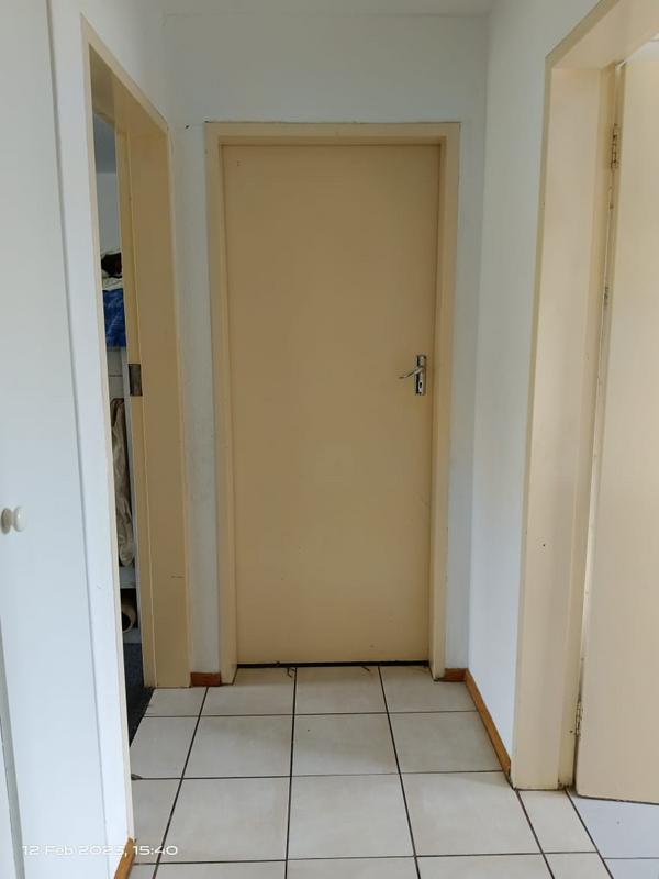 2 Bedroom Property for Sale in Glen Marais Gauteng