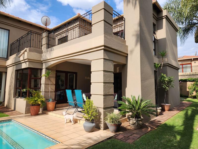 3 Bedroom Property for Sale in Glen Marais Gauteng