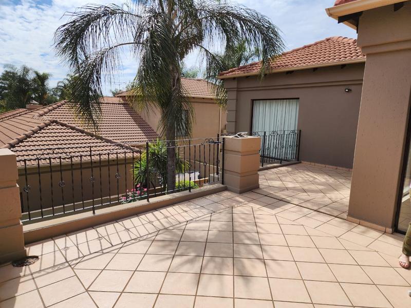 3 Bedroom Property for Sale in Glen Marais Gauteng