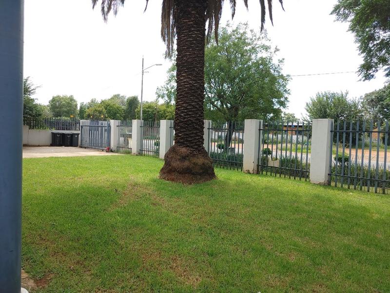 5 Bedroom Property for Sale in Kempton Park Gauteng