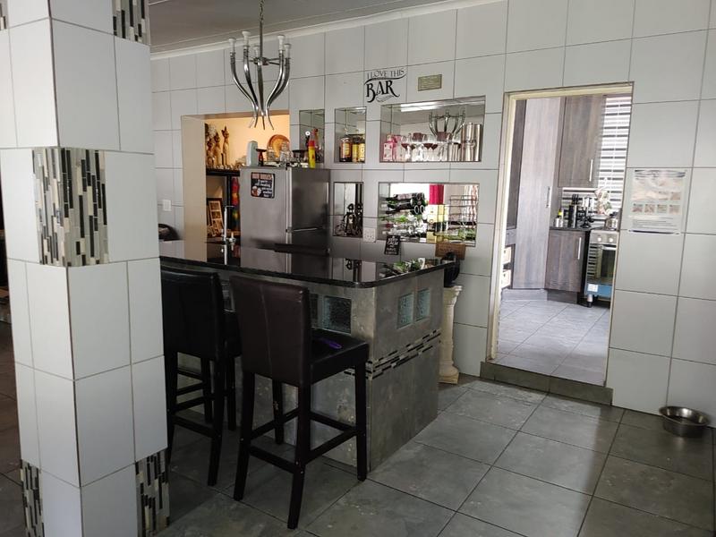 5 Bedroom Property for Sale in Kempton Park Gauteng