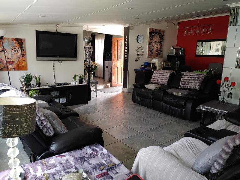 5 Bedroom Property for Sale in Kempton Park Gauteng