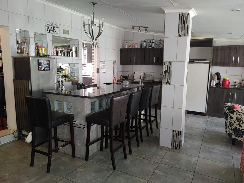 5 Bedroom Property for Sale in Kempton Park Gauteng