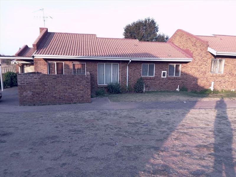 3 Bedroom Property for Sale in Norkem Park Gauteng