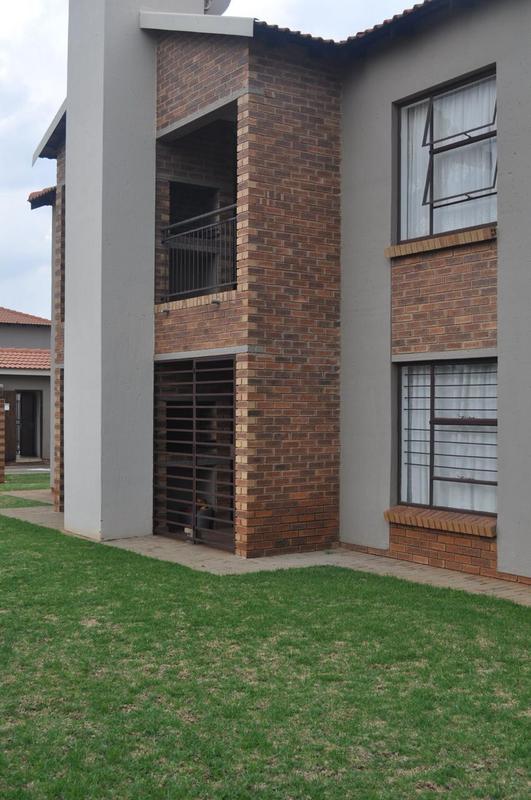 2 Bedroom Property for Sale in Pomona Gauteng