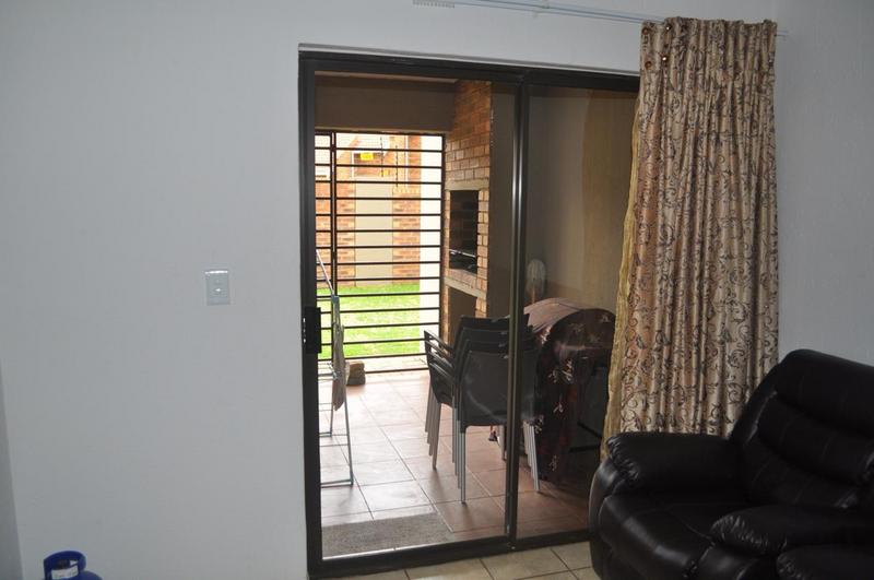 2 Bedroom Property for Sale in Pomona Gauteng