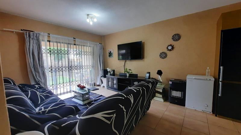 2 Bedroom Property for Sale in Pomona Gauteng