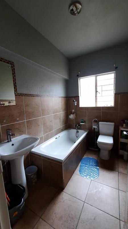 2 Bedroom Property for Sale in Pomona Gauteng