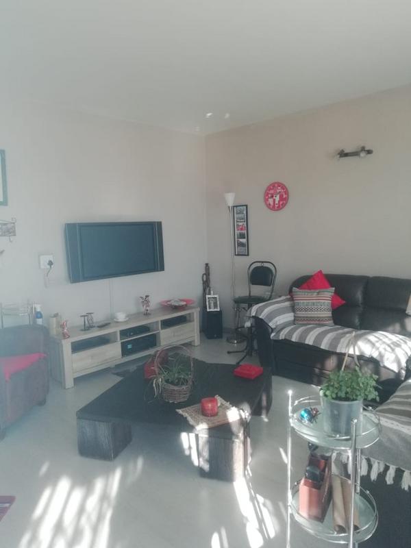 2 Bedroom Property for Sale in Rhodesfield Gauteng