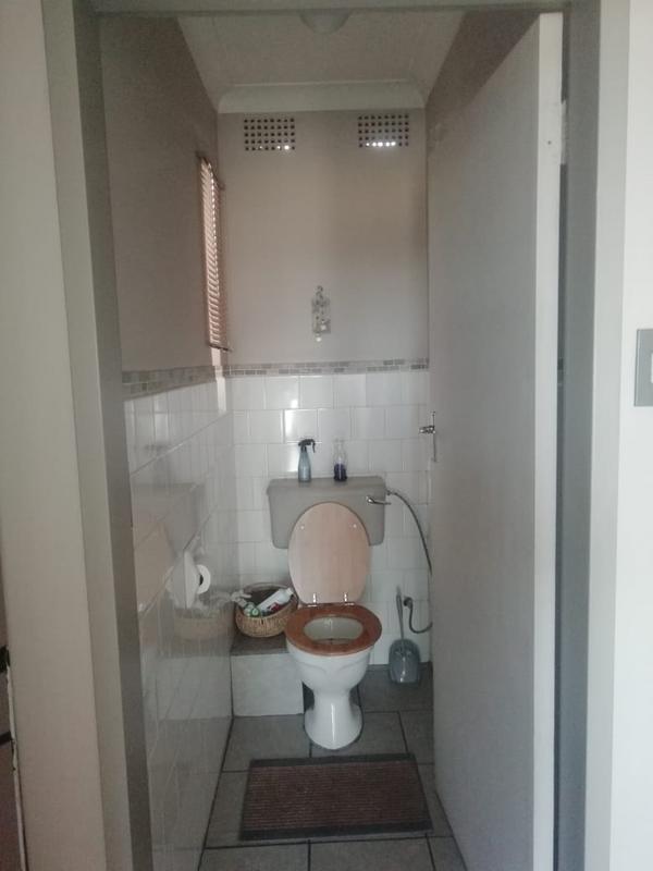 2 Bedroom Property for Sale in Rhodesfield Gauteng