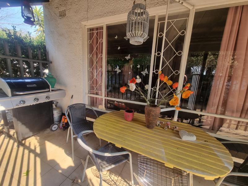 3 Bedroom Property for Sale in Rhodesfield Gauteng