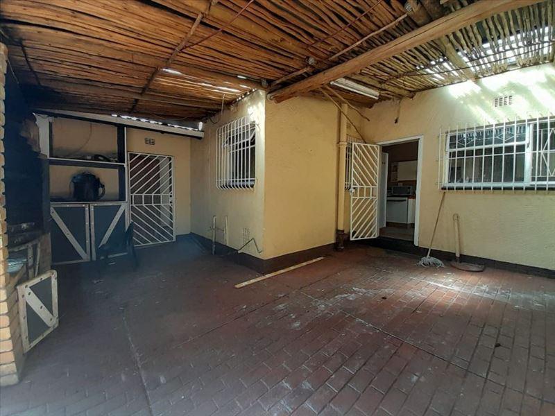 3 Bedroom Property for Sale in Rhodesfield Gauteng