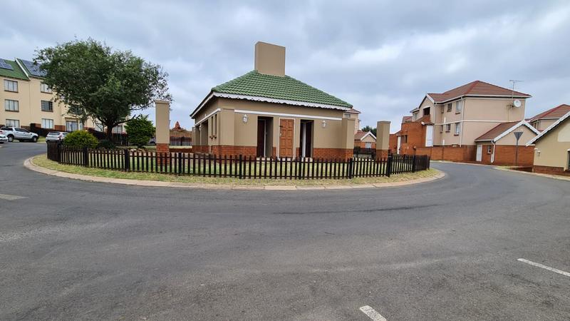 3 Bedroom Property for Sale in Terenure Gauteng