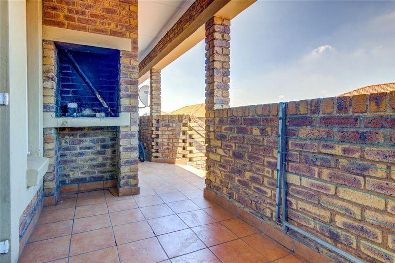 3 Bedroom Property for Sale in Terenure Gauteng