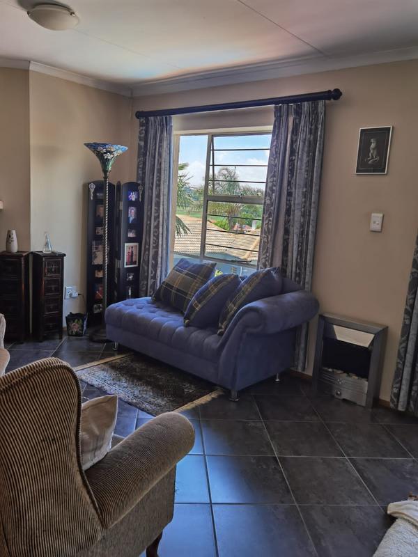 3 Bedroom Property for Sale in Van Riebeeck Park Gauteng