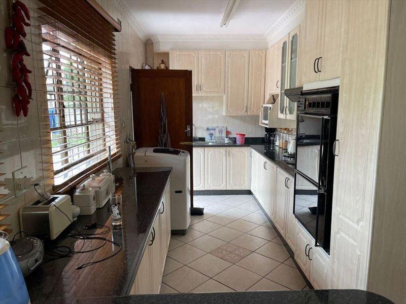 3 Bedroom Property for Sale in Rhodesfield Ext 1 Gauteng