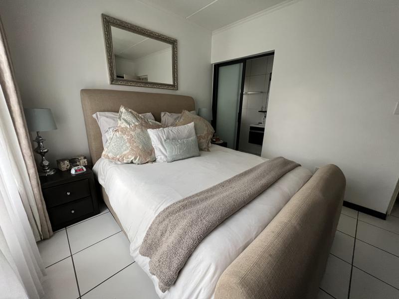 3 Bedroom Property for Sale in Greenstone Hill Gauteng